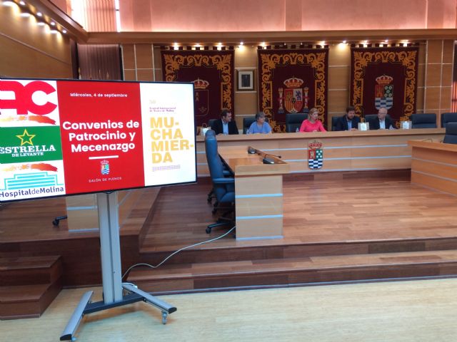 El Ayuntamiento de Molina de Segura firma convenios de patrocinio y mecenazgo con tres entidades privadas para la financiación de los 50° Festival Internacional de Teatro - 3, Foto 3