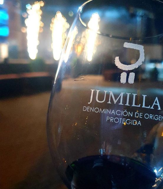 El Ayuntamiento y el CRDOP Jumilla premian con lotes de vino a los participantes en el brindis virtual #laexaltaciónencasa - 1, Foto 1