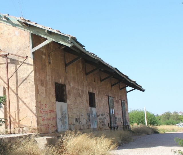 The Totanero Consistory will begin negotiations for the transfer and, where appropriate, the acquisition of the old Renfe warehouse, Foto 1