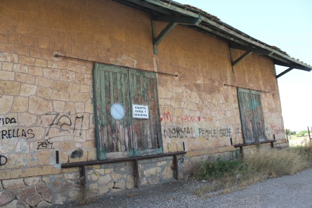 El Consistorio totanero va a iniciar las negociaciones para la cesión y, en su caso, la adquisición del viejo almacén de Renfe - 3, Foto 3