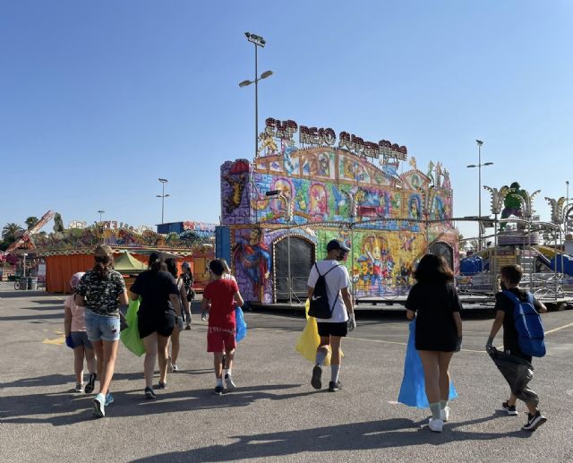 La primera recogida selectiva de residuos de la Feria cubre todas sus plazas de voluntariado - 1, Foto 1
