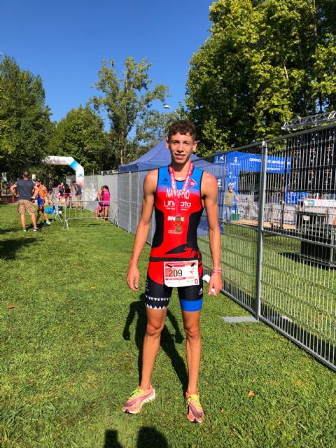 Tres murcianos se coronan como Campeones de España de Triatlón, en el lago de Bañolas - 1, Foto 1