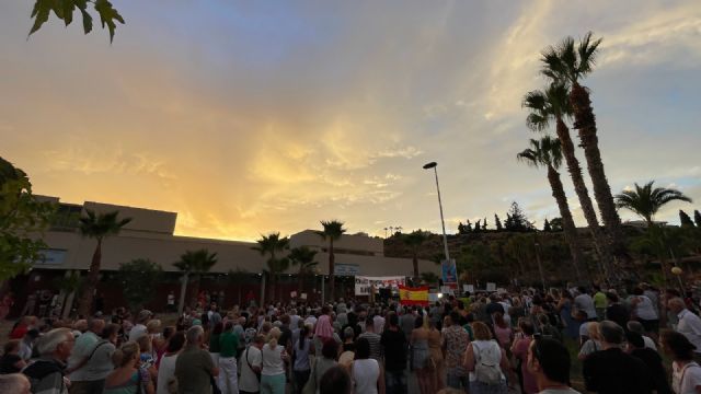 Mazarrón sale a la calle para reclamar la apertura de urgencias 24h todo el año en Puerto de Mazarrón - 3, Foto 3