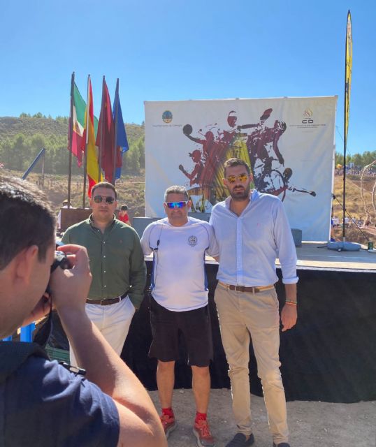 VOX acude al campeonato de Motocross de Cehegín y solicita la legalización del circuito - 3, Foto 3