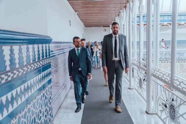 VOX reitera su apoyo a López Miras en la investidura, quien contará con el respaldo de más del 60% del voto otorgado en las urnas - 5, Foto 5