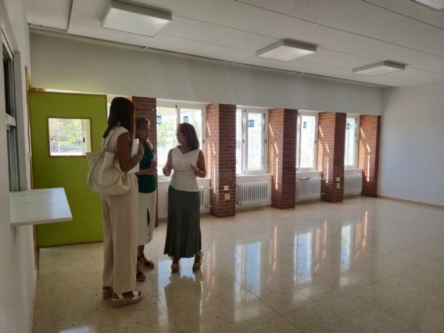 Cerca de 12.000 alumnos comienzan las clases con instalaciones renovadas en 54 CEIP del municipio - 1, Foto 1