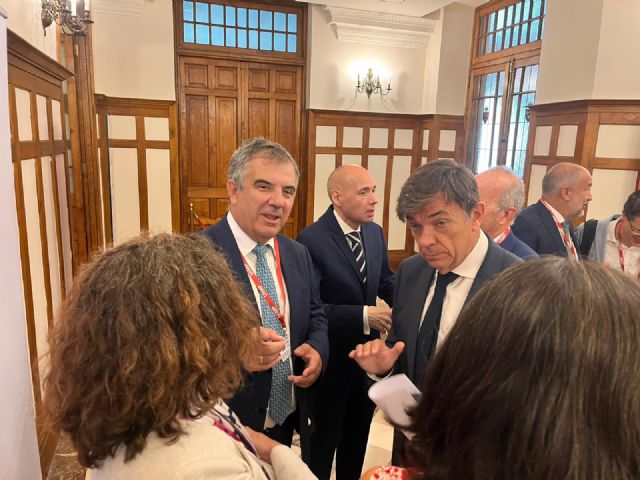 El Gobierno regional refuerza su colaboración con la Universidad Internacional Menéndez Pelayo - 1, Foto 1