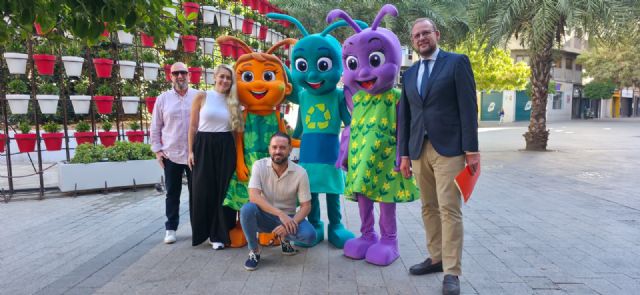 Murci-Insectos en Acción aterrizan en Murcia para educar en valores medio ambientales a niños y mayores - 1, Foto 1