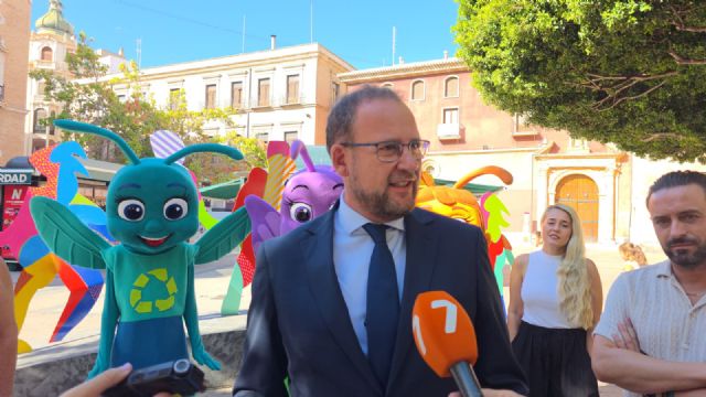 Murci-Insectos en Acción aterrizan en Murcia para educar en valores medio ambientales a niños y mayores - 2, Foto 2