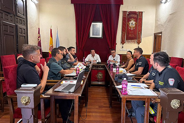 Mula refuerza la coordinación y los dispositivos de seguridad ante las próximas Fiestas Patronales Mula refuerza la coordinación y los dispositivos de seguridad ante las próximas Fiestas Patronales