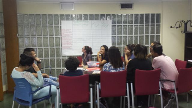 Los voluntarios de la Estrategia Antirumores preparan el nuevo curso - 1, Foto 1