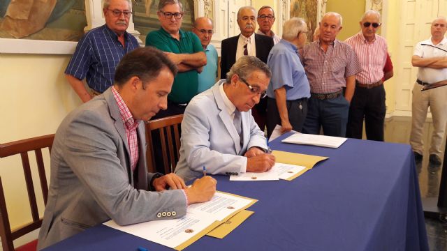 Lorquinos y visitantes podrán disfrutar del Casino Artístico y Literario gracias a la firma de un convenio entre el Ayuntamiento y la Sociedad Casino de Lorca - 4, Foto 4