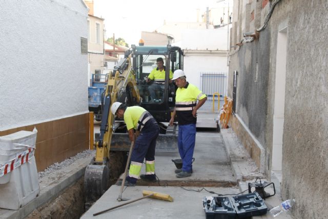 En marcha las obras para mejorar la accesibilidad y los servicios de tres calles - 1, Foto 1