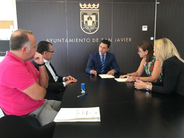 Ayuntamiento e Iberdrola firman un convenio para evitar el corte de suministro a familias del municipios sin recursos - 2, Foto 2