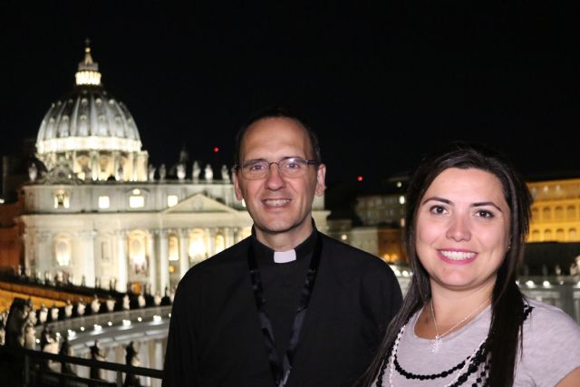 Josetxo Vera y Cristina Celdrán forman el equipo de habla hispana para cubrir el Sínodo para la Santa Sede - 1, Foto 1
