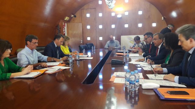 Fulgencio Gil reclama que la Comisión Mixta se mantenga trabajando hasta que el último afectado por los seísmos pueda regresar a su hogar - 1, Foto 1