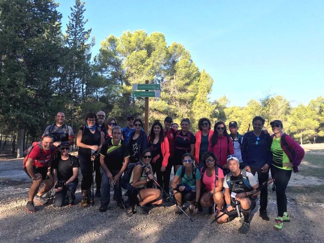 La Concejalía de Deportes cierra una nueva edición del programa de senderismo ‘Caminos’ - 1, Foto 1