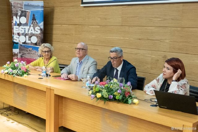 El Ayuntamiento pone en marcha 4 aseos públicos adaptados para los pacientes ostomizados - 1, Foto 1