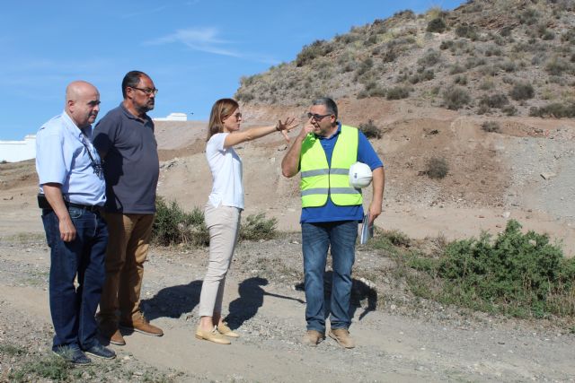 Prosiguen a buen ritmo las obras de un nuevo tramo de carril bici entre Águilas y Calabardina - 1, Foto 1