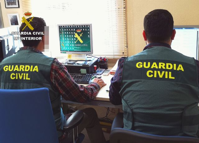 La Guardia Civil detiene a los presuntos autores de dos agresiones con arma blanca ocurridas en Totana, Foto 1