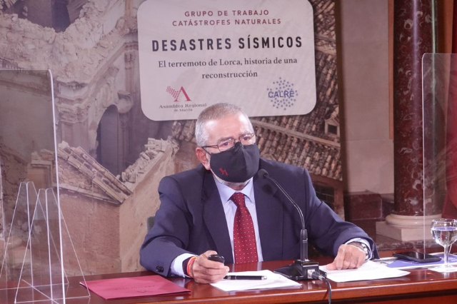 O Presidente assiste ao 25º aniversário da CALRE em Oviedo