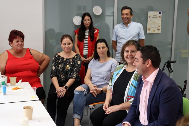 Las Torres de Cotillas, junto a las personas vulnerables con el proyecto Contigo - 1, Foto 1