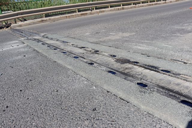 El Ayuntamiento torreño arregla el puente de La Florida - 4, Foto 4