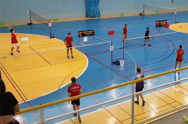 El Bádminton Las Torres triunfa en el campeonato autonómico con 18 medallas - 5, Foto 5