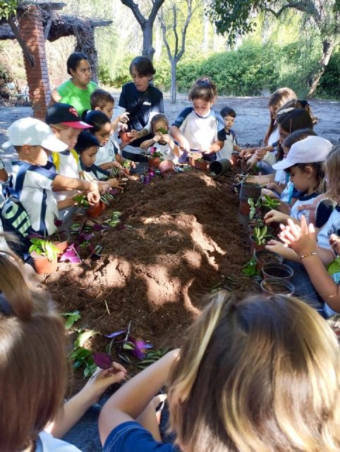 El Ayuntamiento de Lorca desarrolla una nueva jornada medioambiental dirigida a los más pequeños - 1, Foto 1