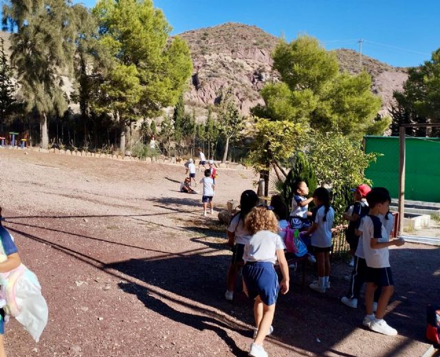 El Ayuntamiento de Lorca desarrolla una nueva jornada medioambiental dirigida a los más pequeños - 2, Foto 2