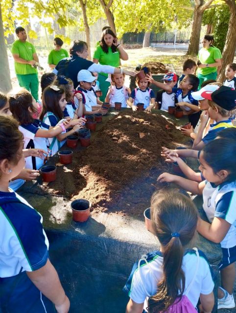 El Ayuntamiento de Lorca desarrolla una nueva jornada medioambiental dirigida a los más pequeños - 3, Foto 3