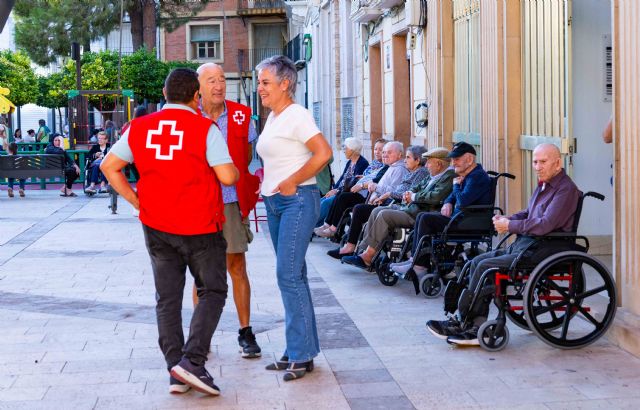 Calasparra celebró el Día Internacional de las Personas Mayores con la lectura de un manifiesto, música y compromiso - 3, Foto 3