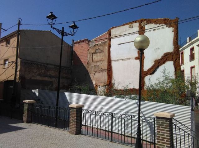 El PSOE propone habilitar temporalmente los solares del Casco Histórico como aparcamientos o zonas recreativas y de descanso - 1, Foto 1