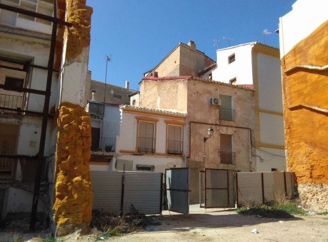 El PSOE propone habilitar temporalmente los solares del Casco Histórico como aparcamientos o zonas recreativas y de descanso - 4, Foto 4