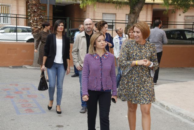 La directora general pasa revista a las mejoras en los centros educativos - 2, Foto 2