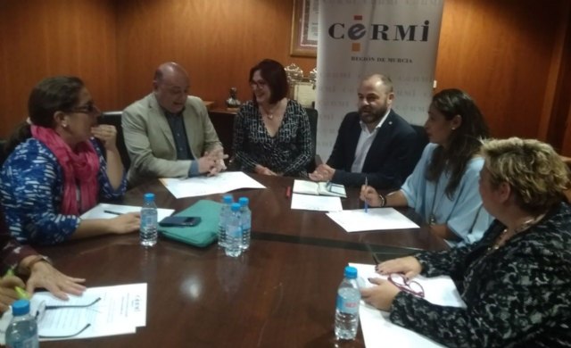 Ciudadanos reducirá las listas de espera en Dependencia reforzando los equipos de valoración en la Región - 1, Foto 1