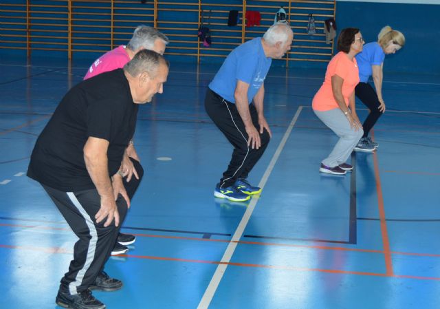 Las clases municipales gratuitas de gerontogimnasia ofrecen hasta 12 grupos distintos - 1, Foto 1