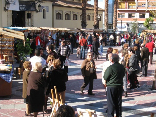 El tradicional mercadillo artesanal arranca con nueva ubicación el 10 de noviembre - 1, Foto 1