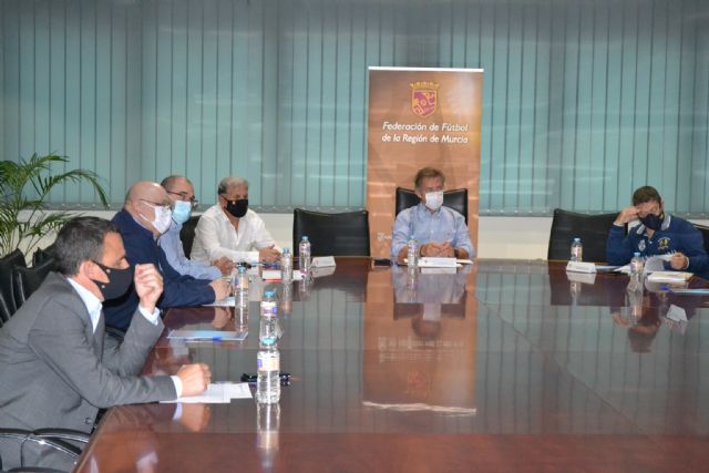 Un millón de euros para el fútbol base y aficionado autonómico - 1, Foto 1