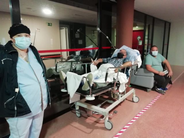 Gloria Martín (IU Lorca): Nos llama personal de Urgencias de Rafael Méndez desbordado, llorando, diciendo que no pueden más - 1, Foto 1