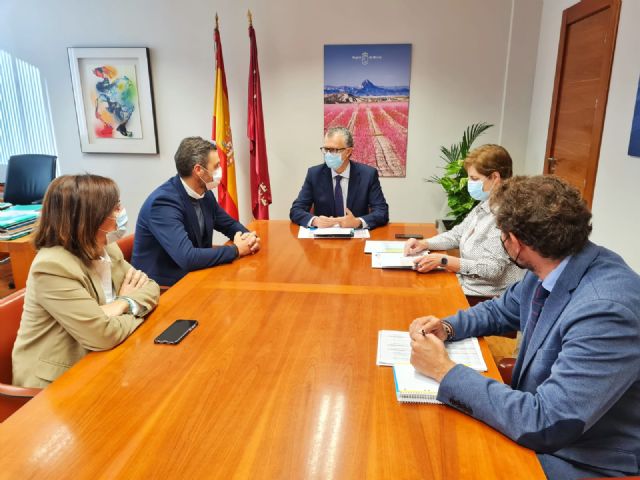 El alcalde de Caravaca reivindica al Consejero de Salud soluciones a los problemas de la falta de especialistas médicos - 1, Foto 1