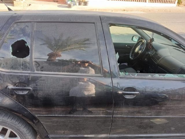 Inquietud entre los vecinos de Aguaderas por la oleada de robos en vehículos - 5, Foto 5