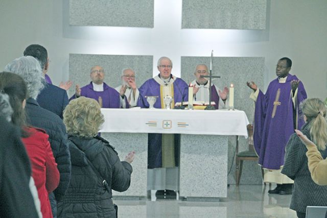 Religión .El mal tiempo obligó a suspender la misa prevista a los Fieles Difunto - 3, Foto 3