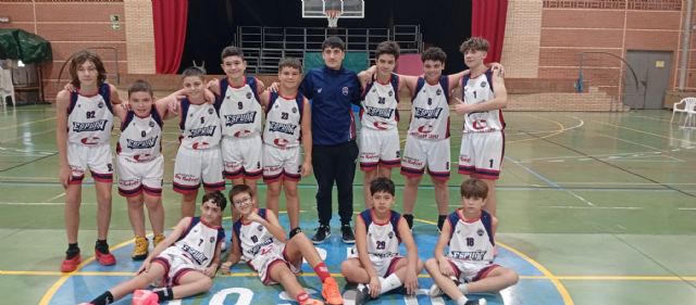 Primera victoria del infantil del C.B. Sierra Espuña y dura derrota del junior ante un potente Infante - 1, Foto 1