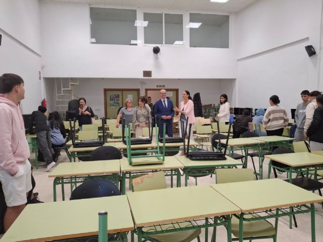 La inversión de 1,3 millones convertirá al IES Ricardo Ortega de Fuente Álamo en un centro más sostenible y eficiente - 3, Foto 3