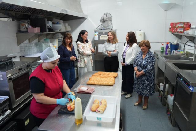 Más de 60 personas vulnerables han conseguido empleo este año con el programa APIS impulsado por Política Social - 1, Foto 1