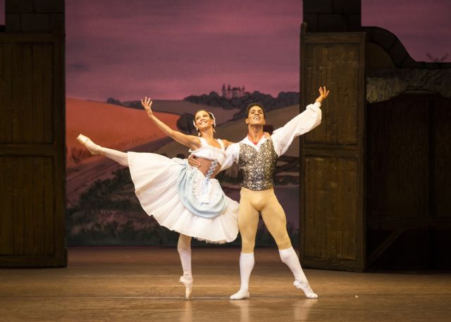 El emblemático ballet La Fille mal gardée del Royal Ballet llega en directo desde Londres a 3 localidades murcianas - 3, Foto 3