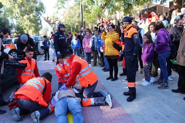 Casi una veintena de asociaciones de Alhama celebran el Da del Voluntariado, Foto 5