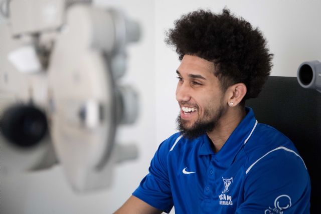 Rudez, Cate y Booker se examinan en COC - 1, Foto 1