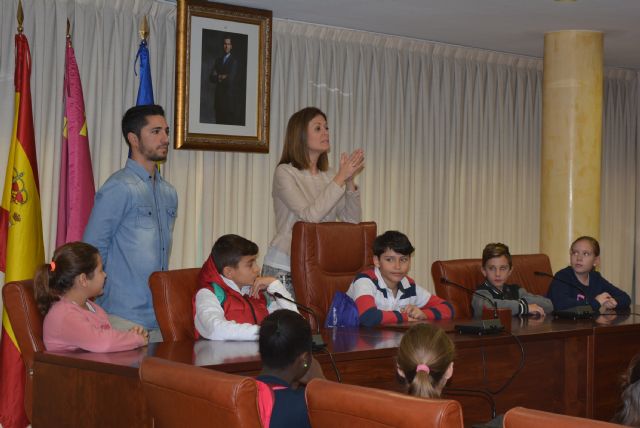 Los alumnos del colegio Ciudad del Mar visitan el Ayuntamiento - 1, Foto 1